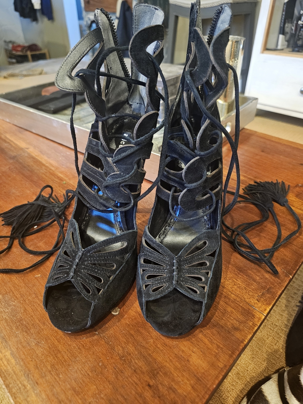 Alice + Olivia Black Suede Lace-Up Butterfly Heels NEW👈 9' Heel